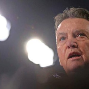 70岁范加尔亲承患癌：我都是偷偷去医院不告诉球员