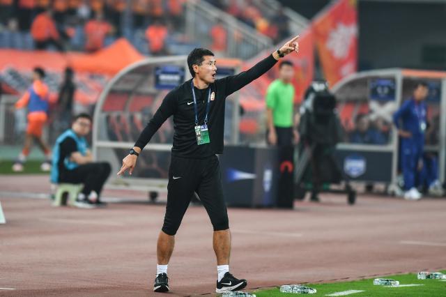 1727358938734074759.jpg (体育)(11)足球——中超:山东泰山队不敌青岛西海岸队XxjpseC007254_20240913_PEPFN0A001 (1).jpg